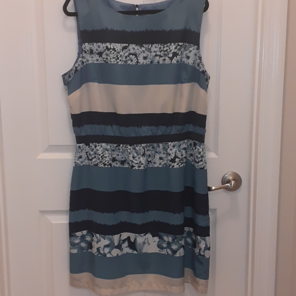 Loft Sleeveless Dress